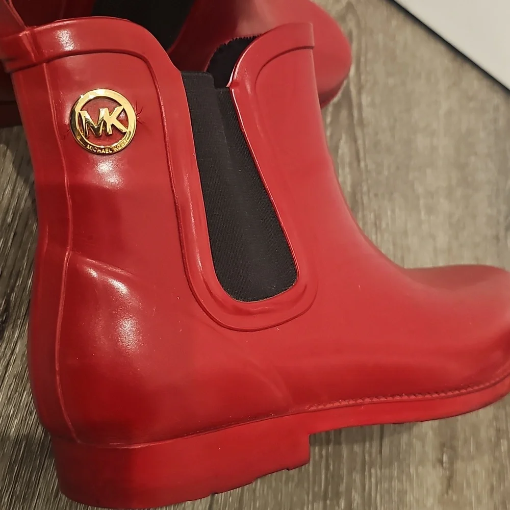 MICHAEL KORS Red Women's Ankle Rain Booties Waterproof Galoshes Waterproof SZ 7
